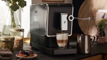 Gewinne einen Kaffeevollautomaten bei Tchibo