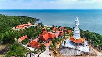 Visit Vietnam: City Lights, Mekong Nights & Island Vibes ab 1.499€