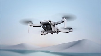 DJI Mini 2 SE Fly More Combo Drohne für 299€ + gratis Versand
